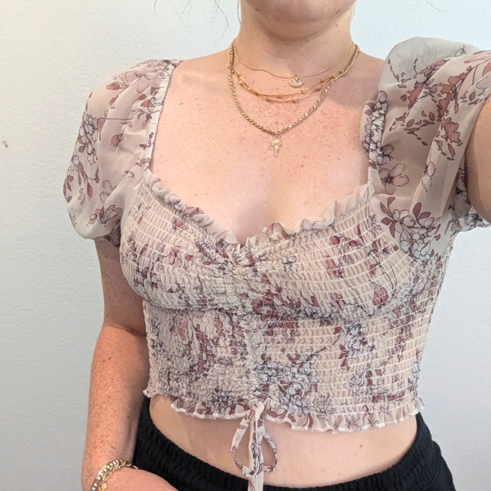 Floral Smocked Puff Sleeve Crop Top - Size Medium